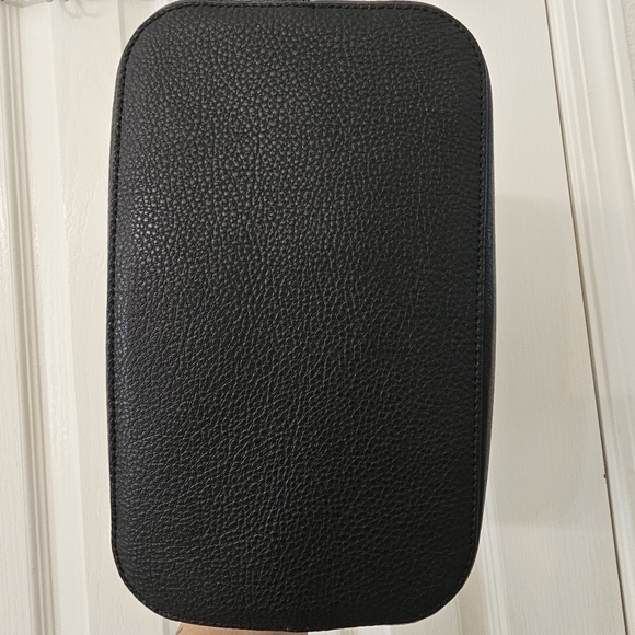 Kate Spade Large Marti Shoulder Bucket Bag - Picture 7 of 8